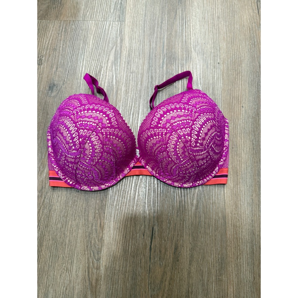 Victorias Secret Very Sexy Lightly Lined Plunge Bra Magenta‎ Lace 36DDD Purple
